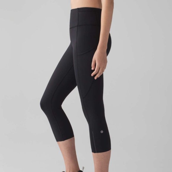 lululemon athletica Pants - Lululemon Fast & Free Crop II *Nulux 19" Black 6